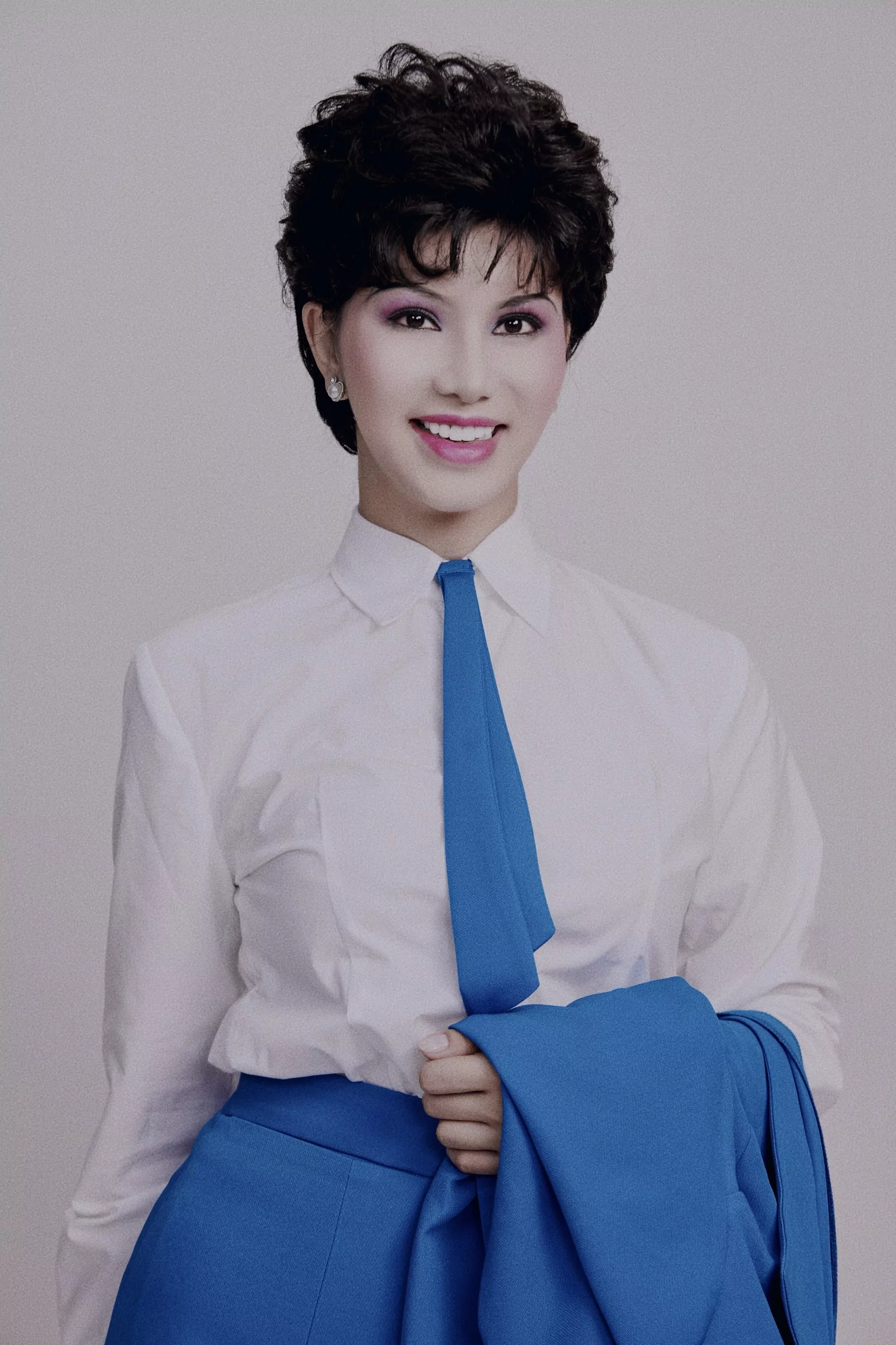 Ngắm nhan sắc Ngắm nhan sắc
