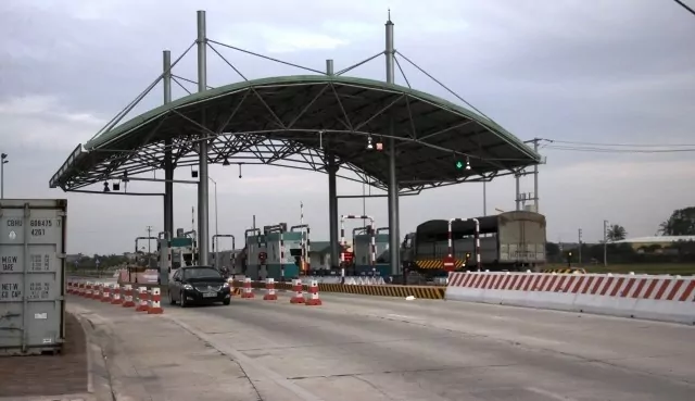 Một trạm thu phí hoàn vốn cho Dự án cải tạo, nâng cấp Quốc lộ 39B và đoạn tuyến tránh thị trấn Thanh Nê