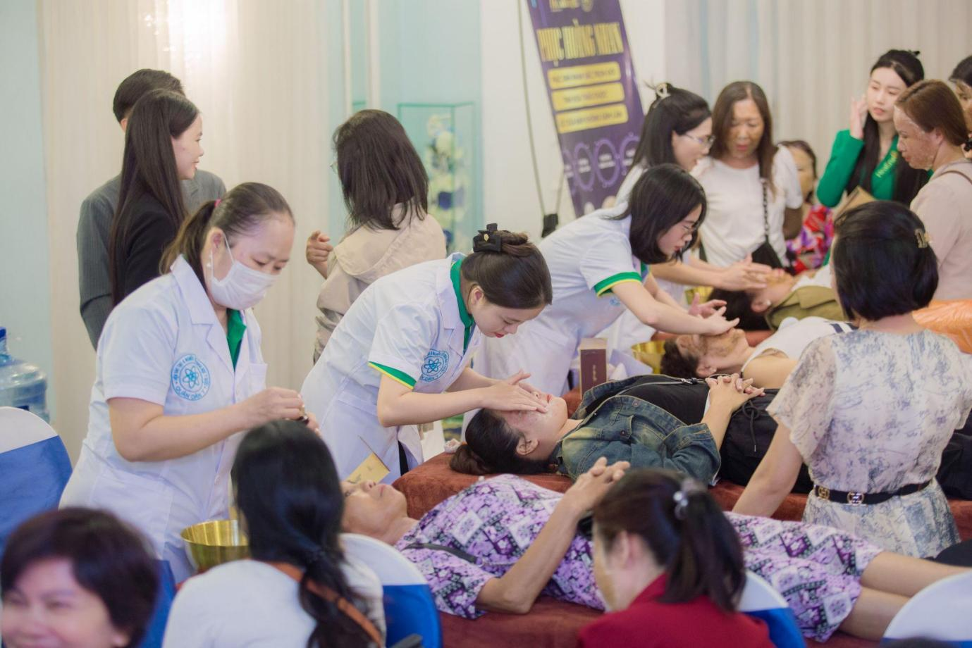 Tập đoàn HealingU Và Viện Đào Tạo & Nghiên Cứu Khoa Học Y Dược Quân Dân Y: Hợp Tác Chiến Lược Khai Phá Tinh Hoa Thảo Dược Việt Nam