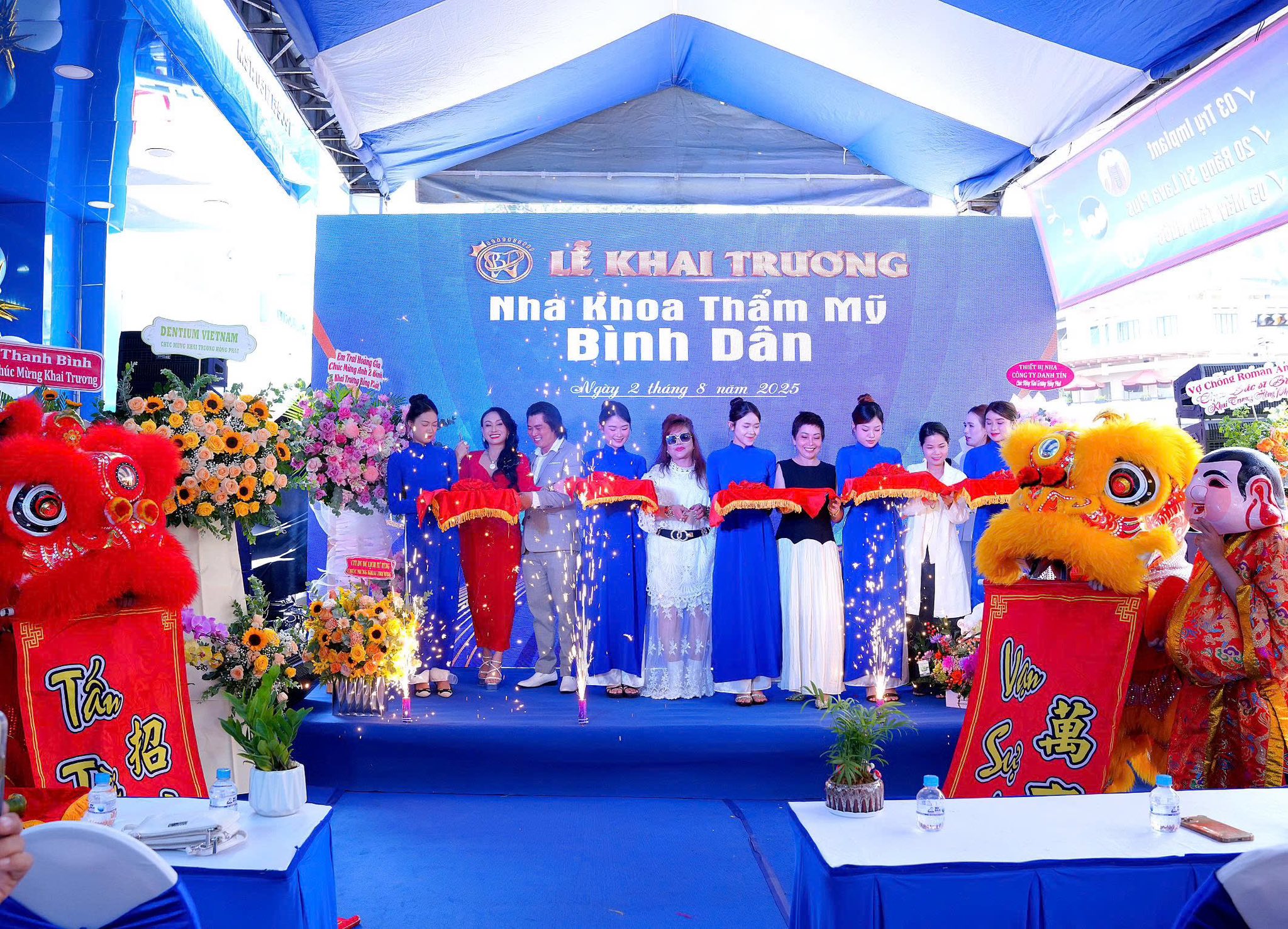 Nha khoa Bình Dân: “Khách hàng không phải là thượng đế, mà khách hàng là người thân”