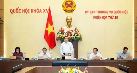 Xem xét tổ chức diễn đàn về hoạt động giám sát tối cao của Quốc hội