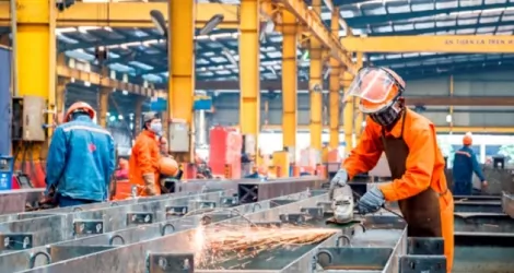 Kinh tế phục hồi tích cực vượt kịch bản tăng trưởng nhưng không thể chủ quan