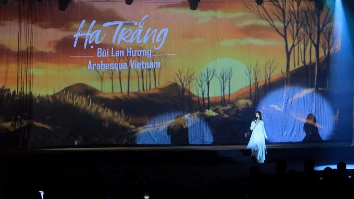 Từ âm nhạc đến hành động: Eras Land lan tỏa yêu thương tới miền Trung